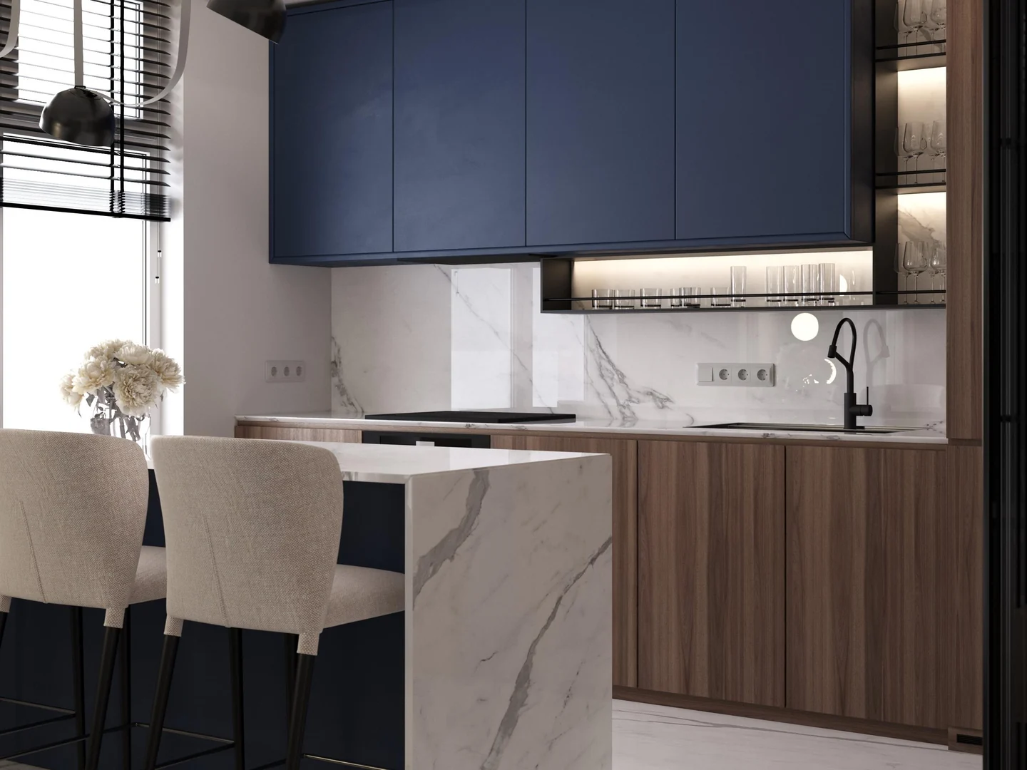 Кухня Avalon Flex із синіми шафами, дерев’яними фасадами й островом