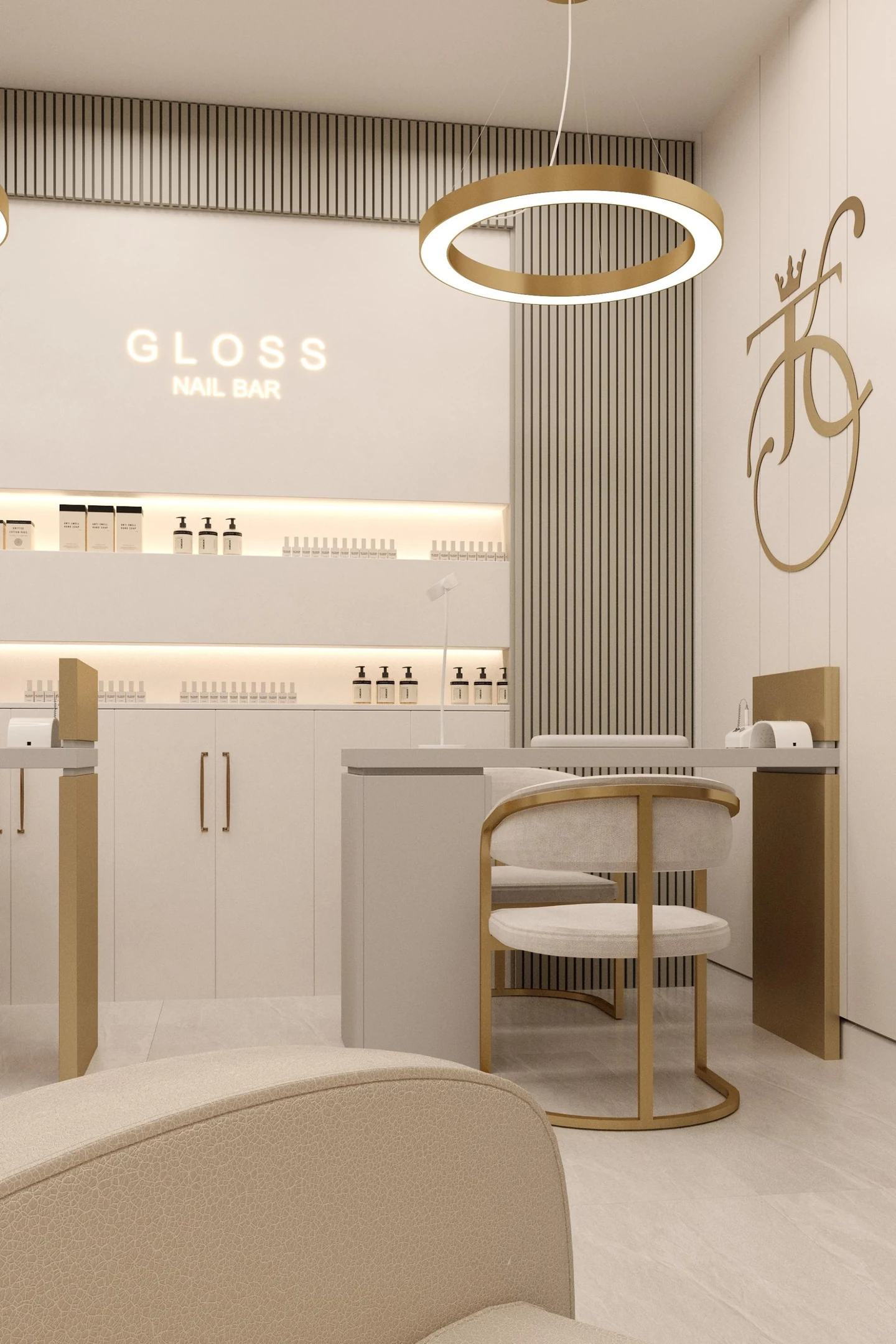 Робочий nail-стіл на тлі фірмової стіни GLOSS і вертикального рельєфу